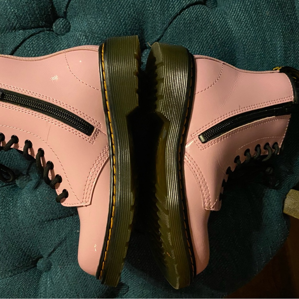 Dr. Martens Kids Pink Lace-Up Boots - Picture 3 of 6